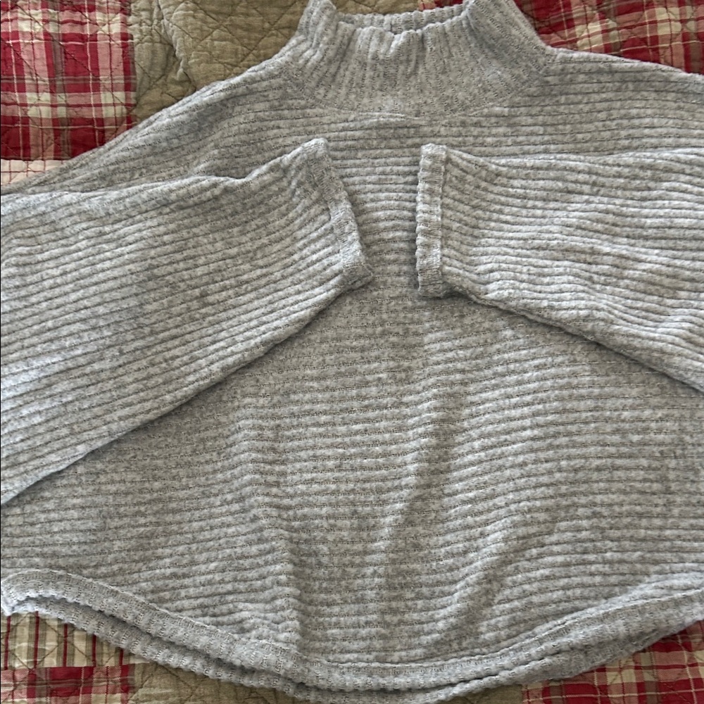 Pilcro Light Gray Ribbed Batwing Ribbed Turtleneck Sweater